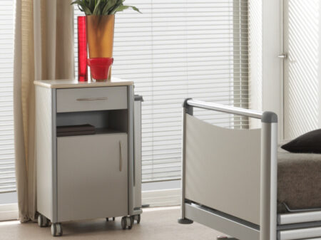 Stolek Atlas Hospital